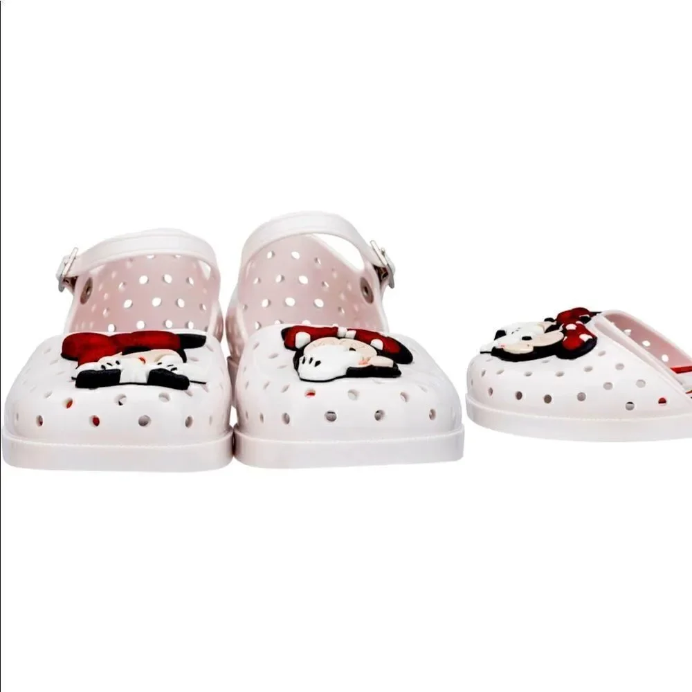 💕Mini Melissa Girls furadinha comfortable cushioned sandal size 2 and 3 new